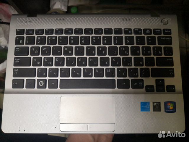 Samsung NP305U, NP305U1A-A05RU с топкейсом