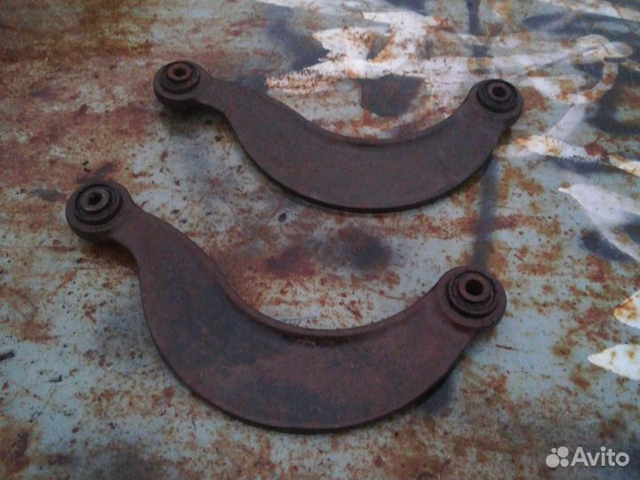 Рычаг задний Мазда 3 вк