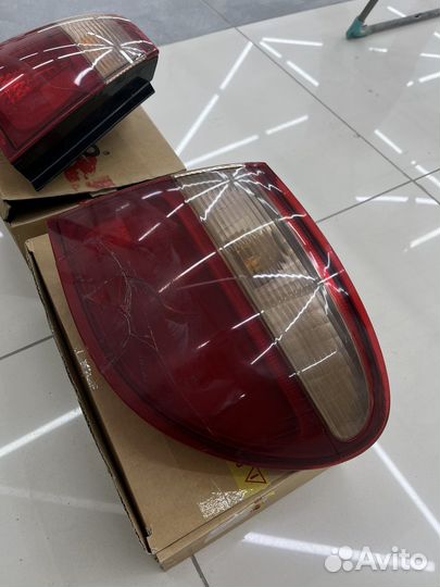 Задние фонари Nissan almera n16