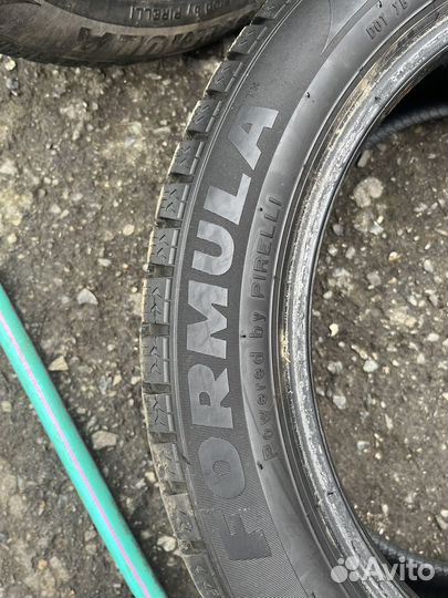 Pirelli Formula Ice 215/50 R17 95T