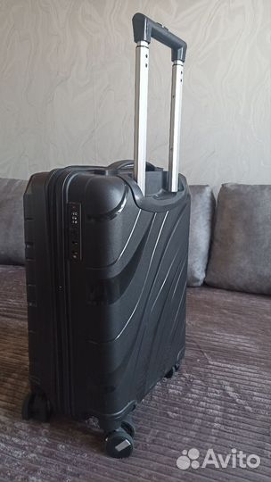 Чемодан на колесах бу