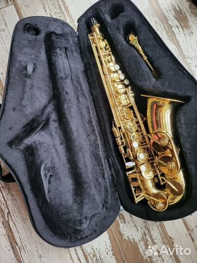 Альт саксофон Trevor James 3722G