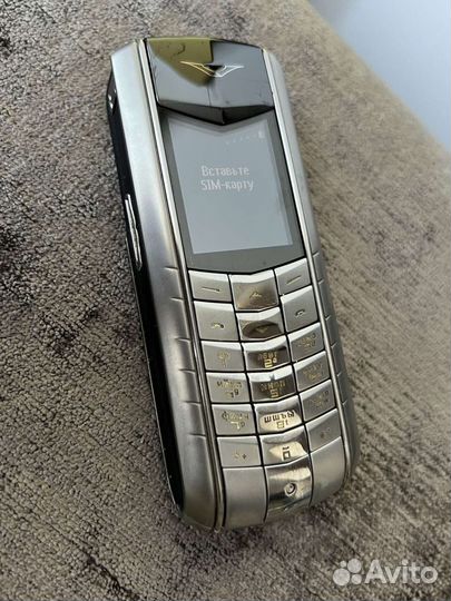 Vertu Ascent 2010