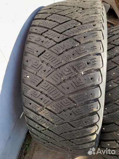 Goodyear Ultragrip Ice Arctic 215/55 R17 94T