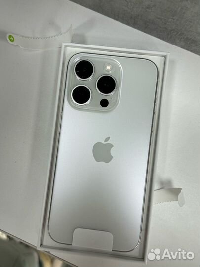 iPhone 15 Pro, 128 ГБ