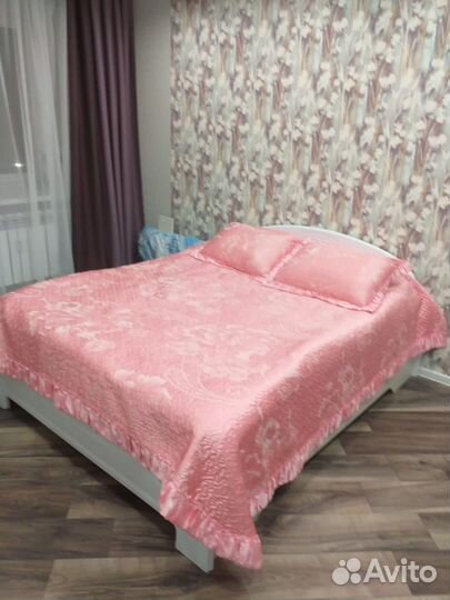 Плед покрывало + наволочки на декоративные подушки