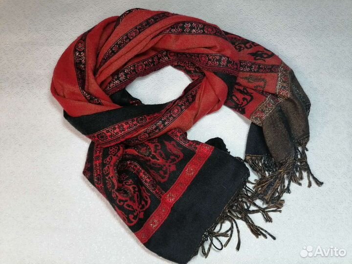 Женский шарф. Палантин. Снуд