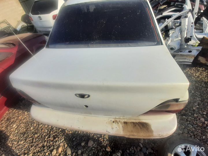 Крышка багажника на Дэу Нексия,Daewoo Nexia