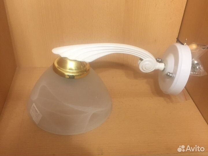 Светильник настенный