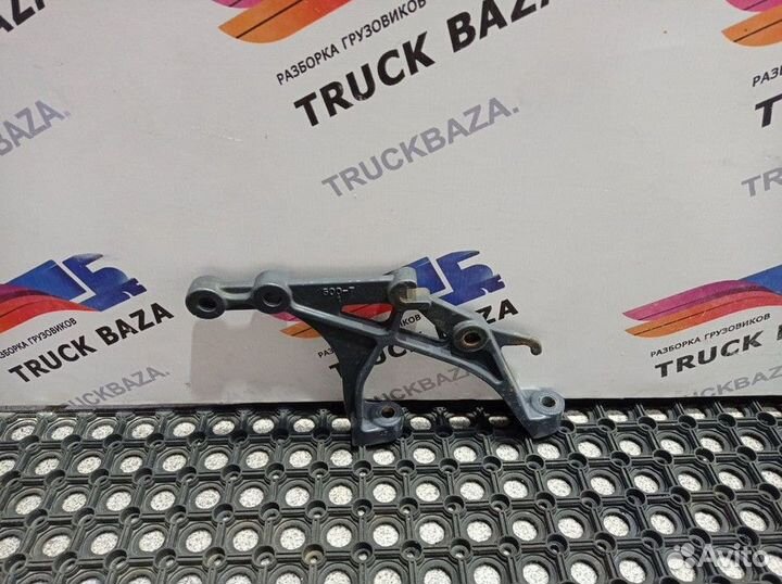 Кронштейн корпуса воздушного фильтра