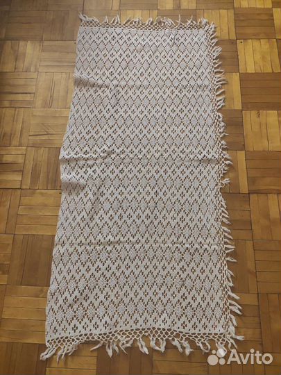 Ажурная вязаная дорожка