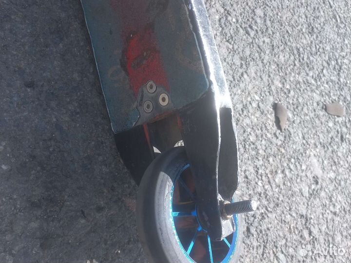 Трюковой самокат