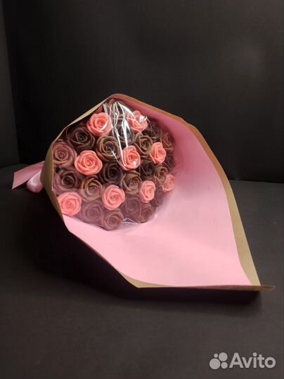 Букет - 29 Роз из Бельгийского Шоколада