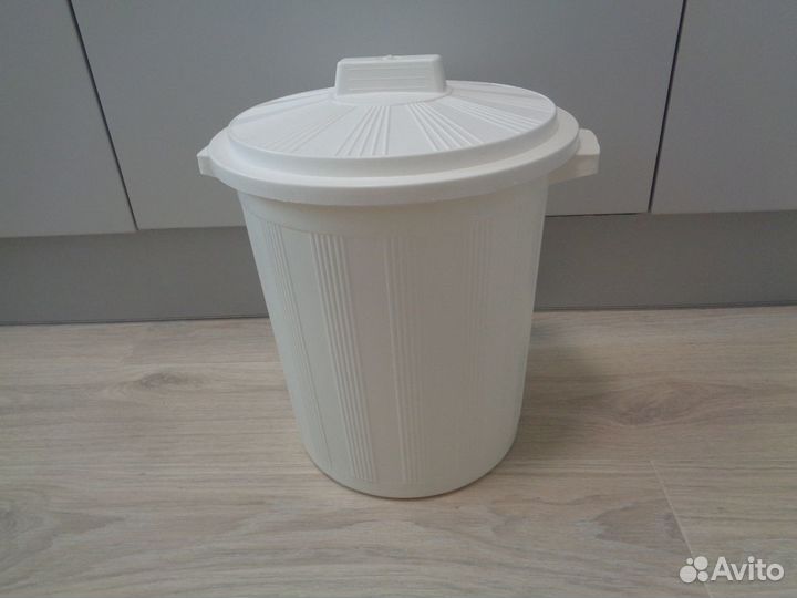 Бак пластиковый 12л