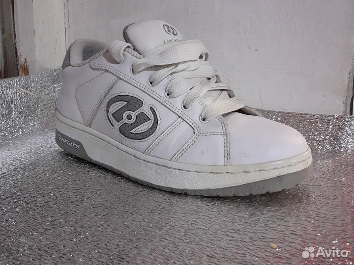 Кроссовки heelys