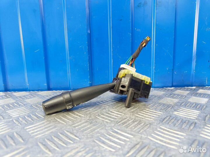 Переключатель подрулевой правый Hyundai Elantra HD