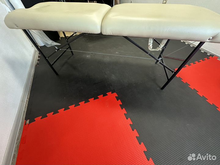 Кушетка/ стол для массажа