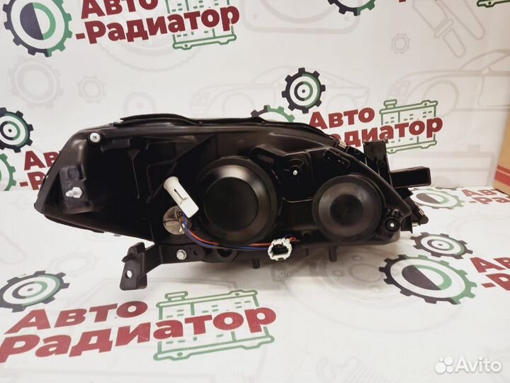 Фара Nissan Primera