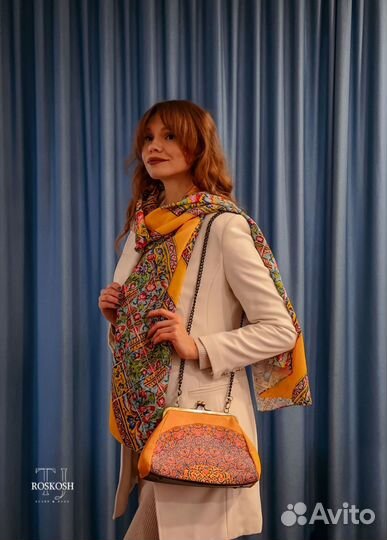 Сумка и платок