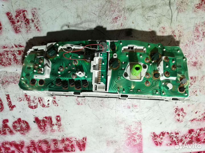 Щиток приборов тойота виста