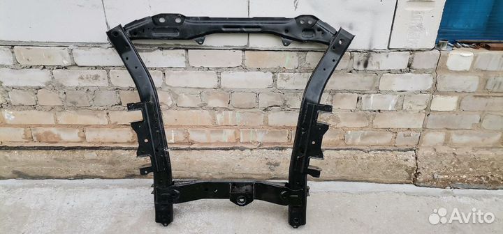 Подрамник для рено дастер