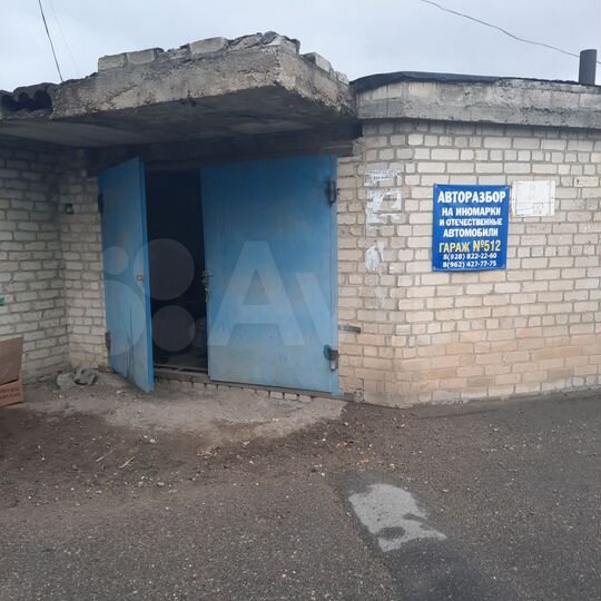 Гараж, > 30 м²