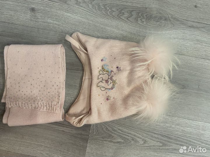 Шапка с шарфом