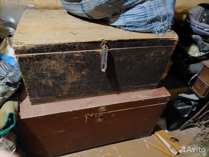 Сундук деревянный старинный