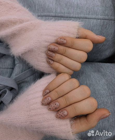 Маникюр на дому