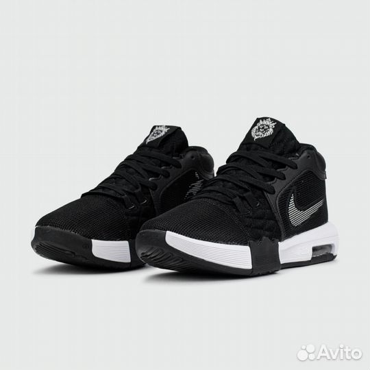 Кроссовки Nike LeBron Witness 8 Black White