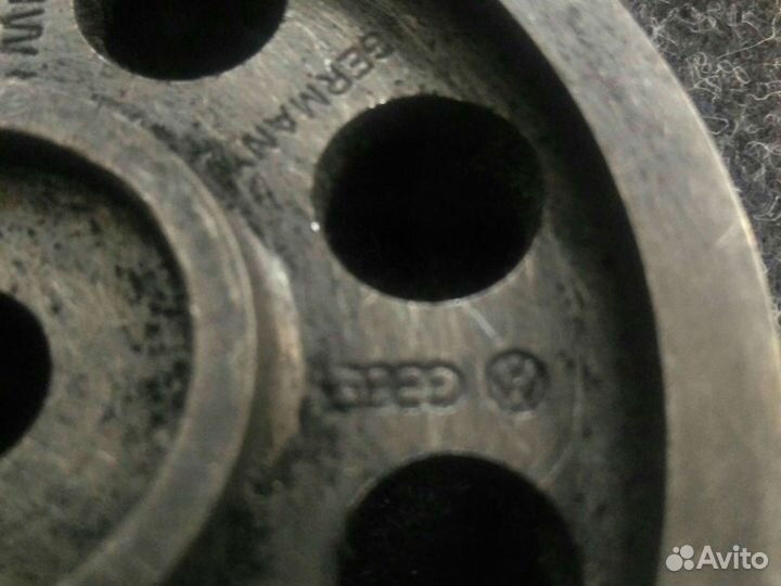 Шестерня тнвд Фольксваген Т4 069130111C