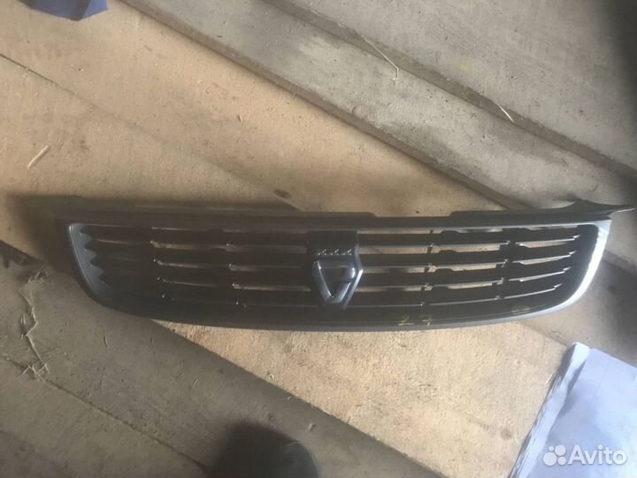 Решетка радиатора Toyota Corolla AE110