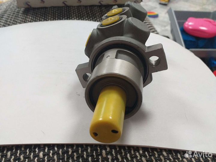 Цилиндр главный тормозной Ford Transit 2000-2006