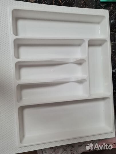 Новый лоток для соловых приборов