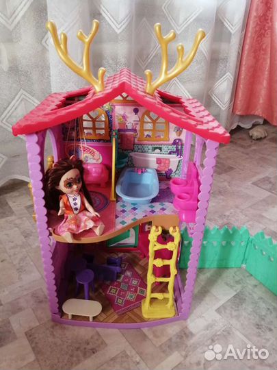 Домик кукольный