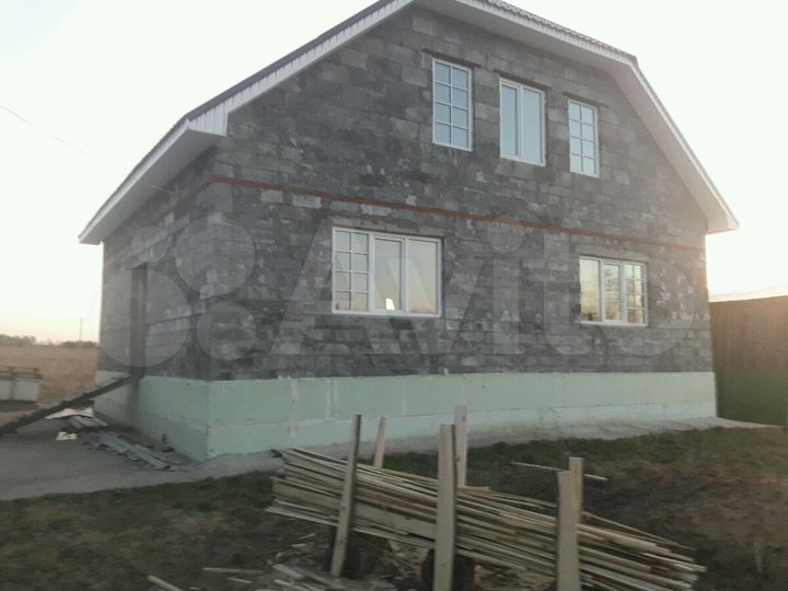 Коттедж 176 м² на участке 20 сот.