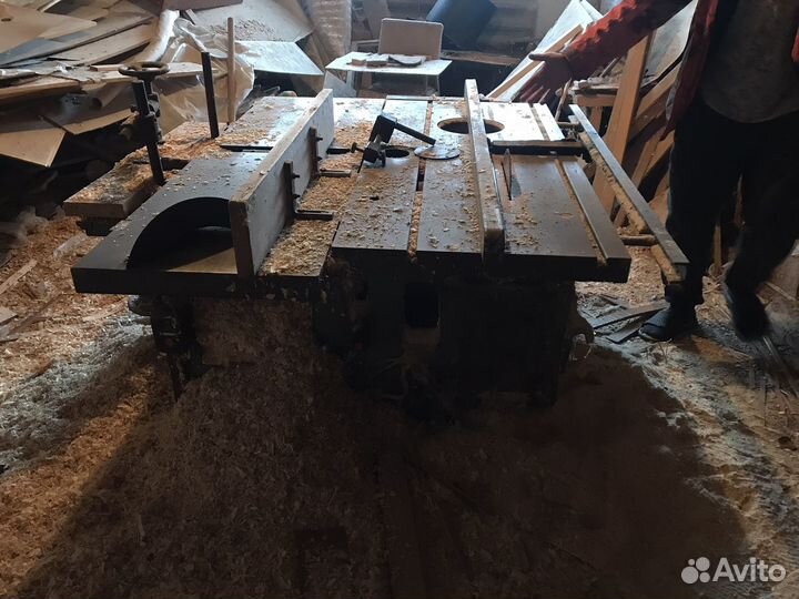 Станок по деревообработке