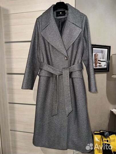 Пальто женское