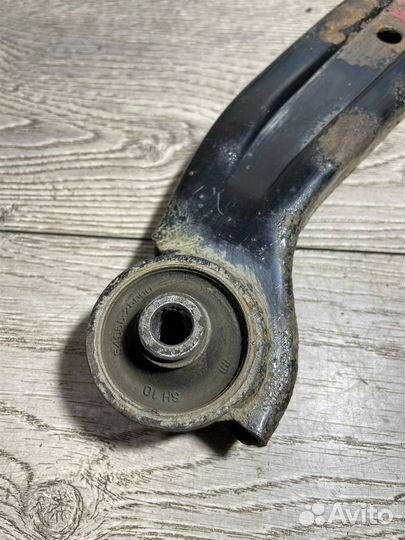 Рычаг передний правый Hyundai-Хендай Accent II (+