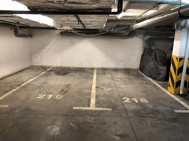 Машиноместо, 18 м²