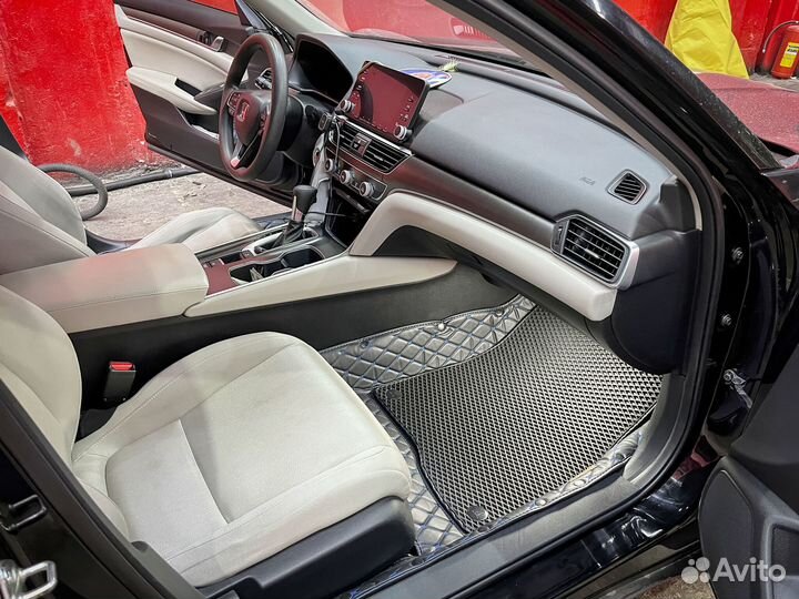 Коврик из экокожи для Honda Accord
