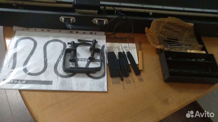 Вязальная машина Нева 2