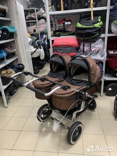 Коляска 3 в 1 для двойни на гарантии mikado