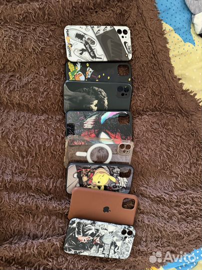 Чехлы на телефон iPhone 11