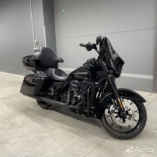 Harley Davidson Street Glide Special