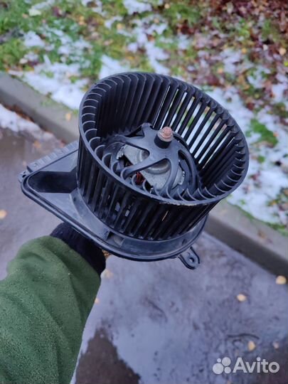 Мотор печки Вито 638