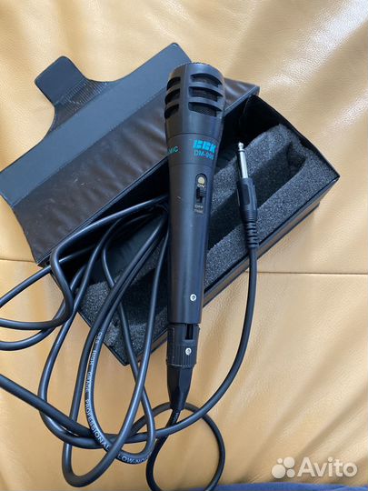 Микрофон BBK DM-998