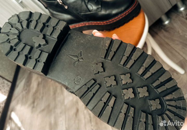 Ботинки демисезонные женские 38 размер