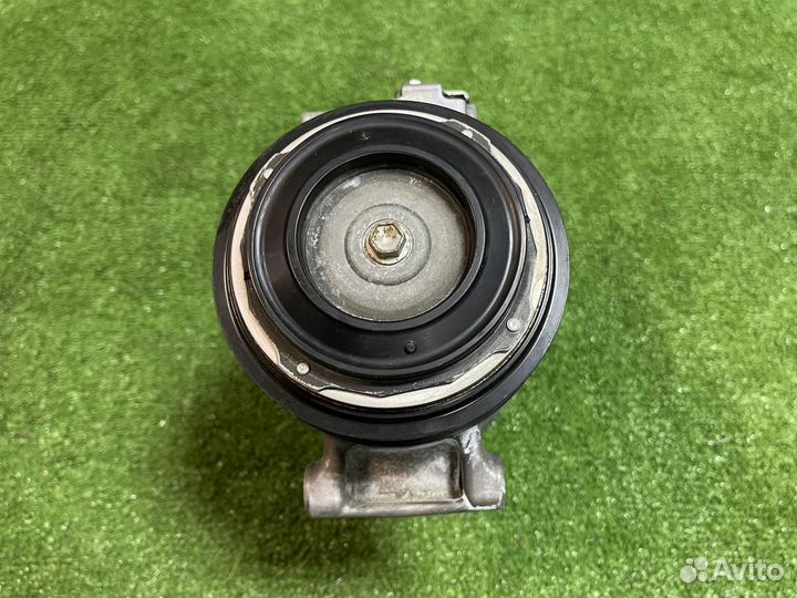 Компрессор кондиционера Mercedes W213 W205 X253