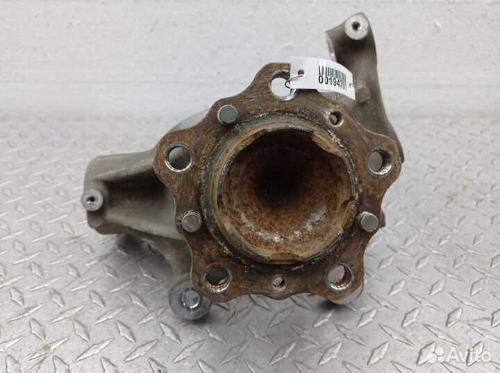 Кулак поворотный правый BMW 3-Series F80 2284002